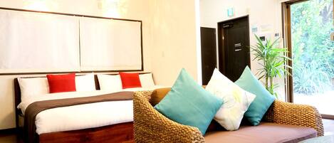 Flachbildfernseher, DVD-Player