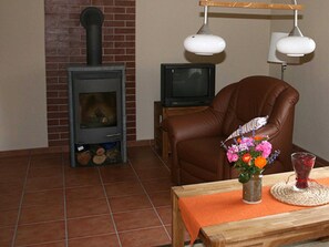 Unclassified image, 5 of 10, button - Vacation apartment on the left (Brümmer) - Holiday apartments in the countryside (Kittendorf)