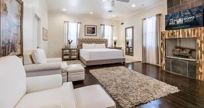 15% OFF Monthly |10% OFF Weekly-Carondelet Street Modern Condos