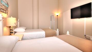 2 chambres, fer et planche Ă repasser, Wi-Fi gratuit, draps fournis