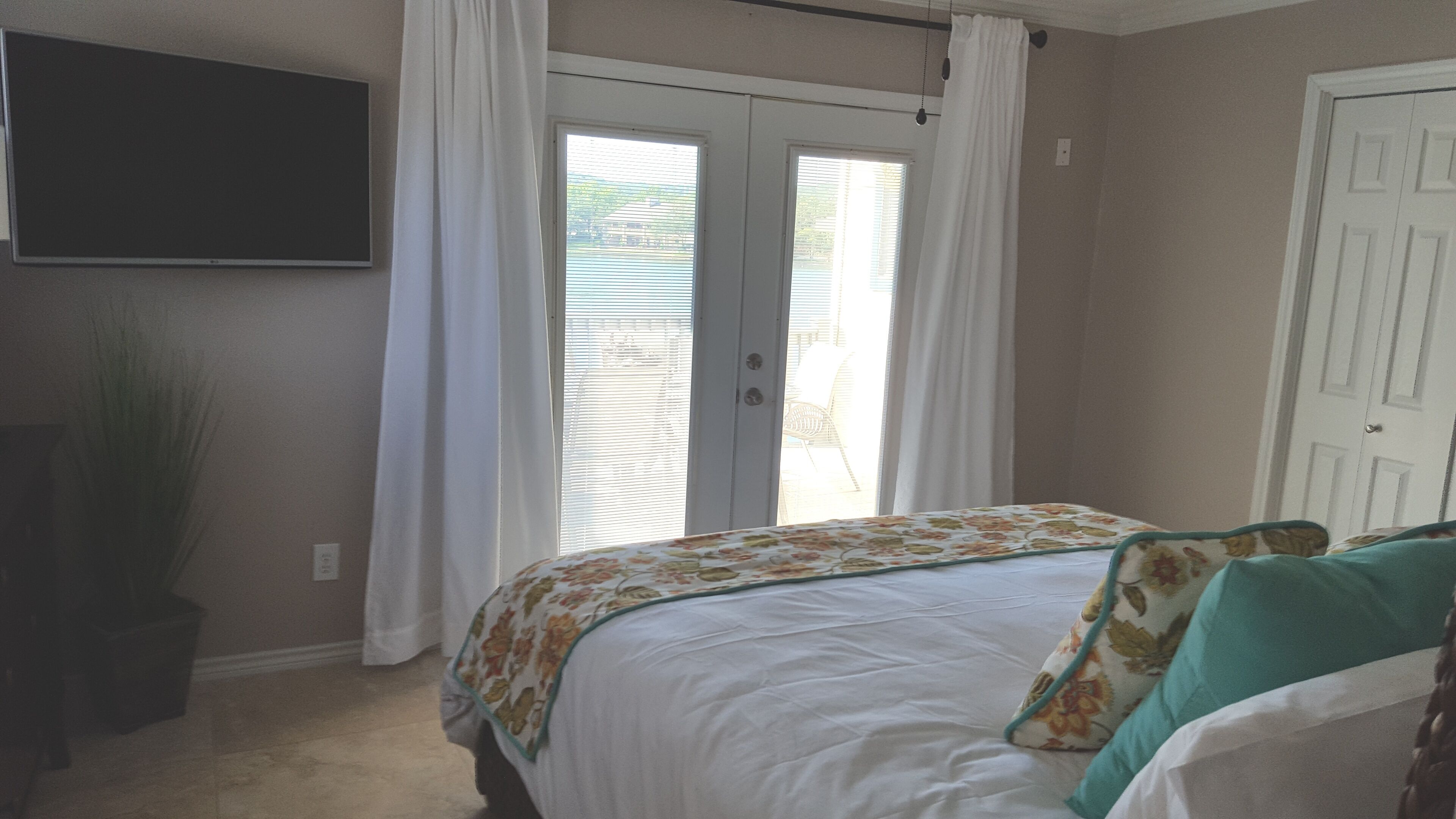 3 habitaciones, tabla de planchar con plancha y wifi gratis 