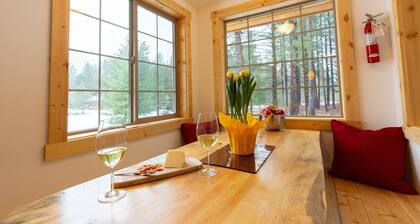 Uusi rakennettu Mazama Mountain Hideaway odottaa olevan sinun basecamp hauskaa!