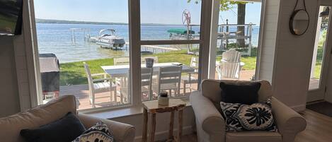 Älytelevisio, DVD-soitin, stereot