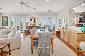 Interior - Luxury Oceanfront Home with Pool and Guest House (Saint Simons Island)