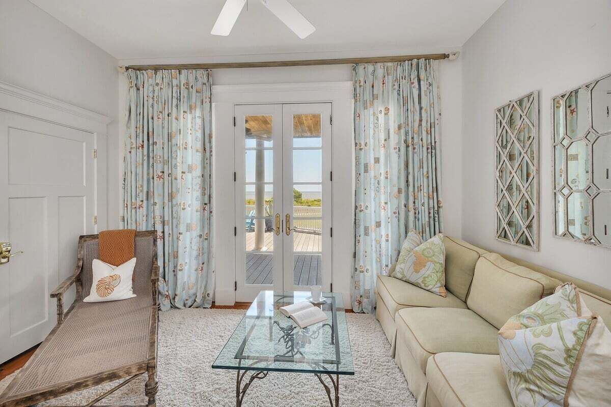 Smart-TV, peis og DVD-spiller