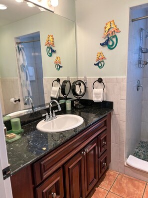 Shower, hair dryer, towels, soap - Grande Bay Resort ~Two Bed, One Bath, Walk to town, Penthouse Unit, View, Views, (St John)