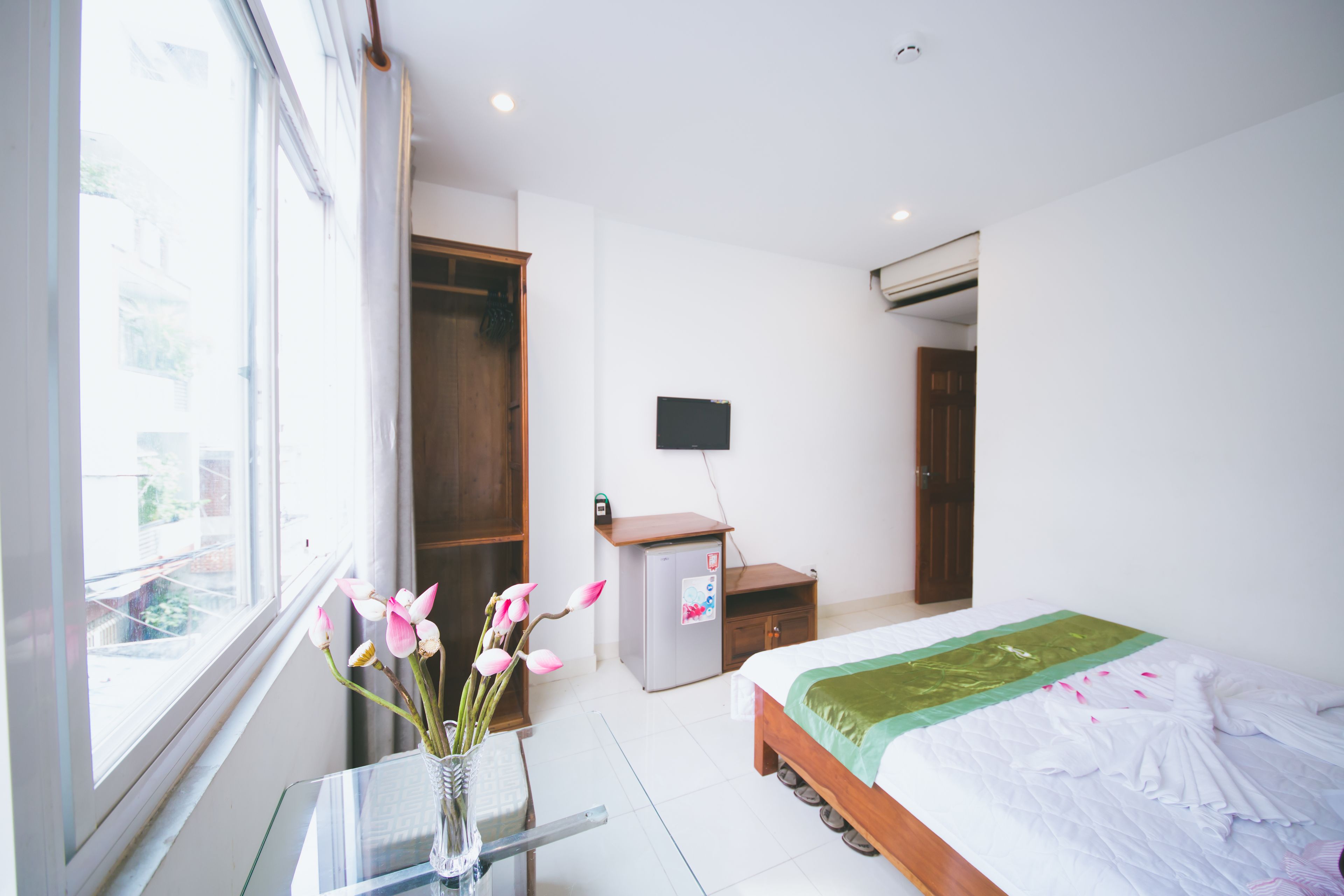 superior double room | 1 bedroom, minibar, free wifi