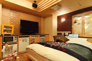 基本雙人房 | 迷你吧、隔音、免費無線上網