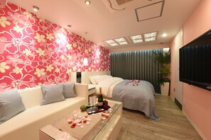 Edredones de plumas, minibar, sistema de insonorización