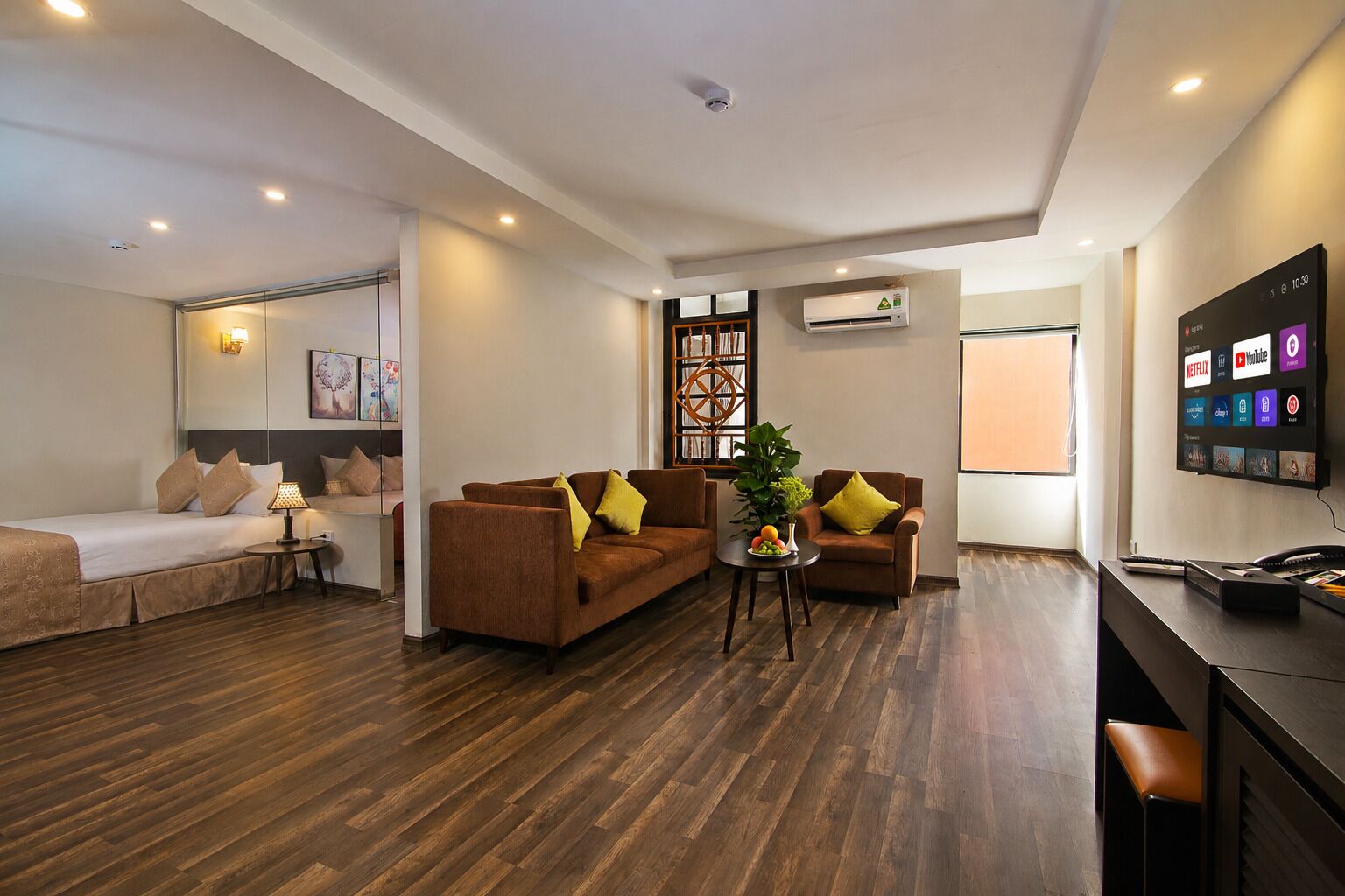 Family Suite, 2 Bedrooms | 1 bedroom, minibar, desk, laptop workspace
