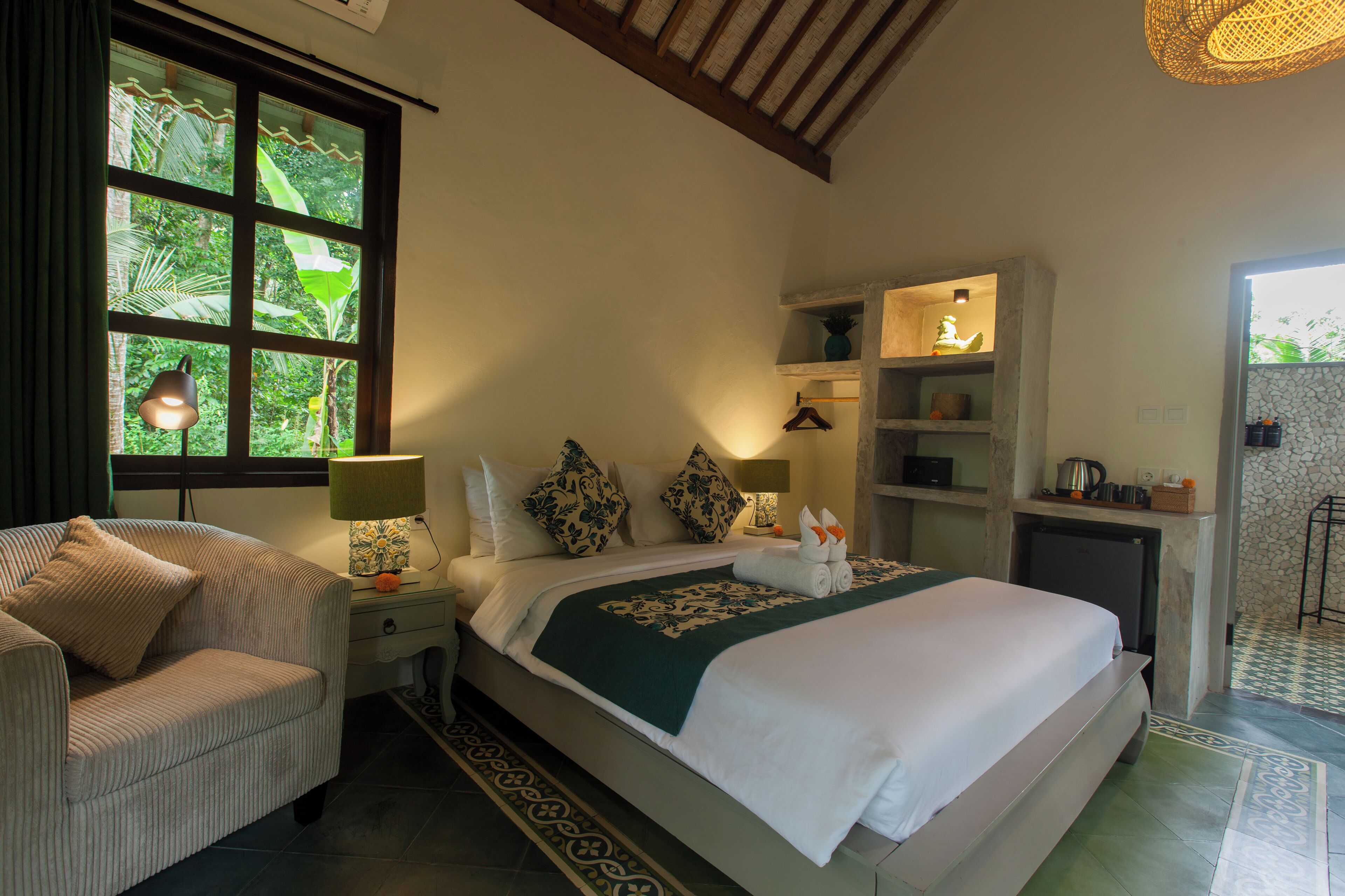 Yoga Bungalow | Free WiFi, bed sheets