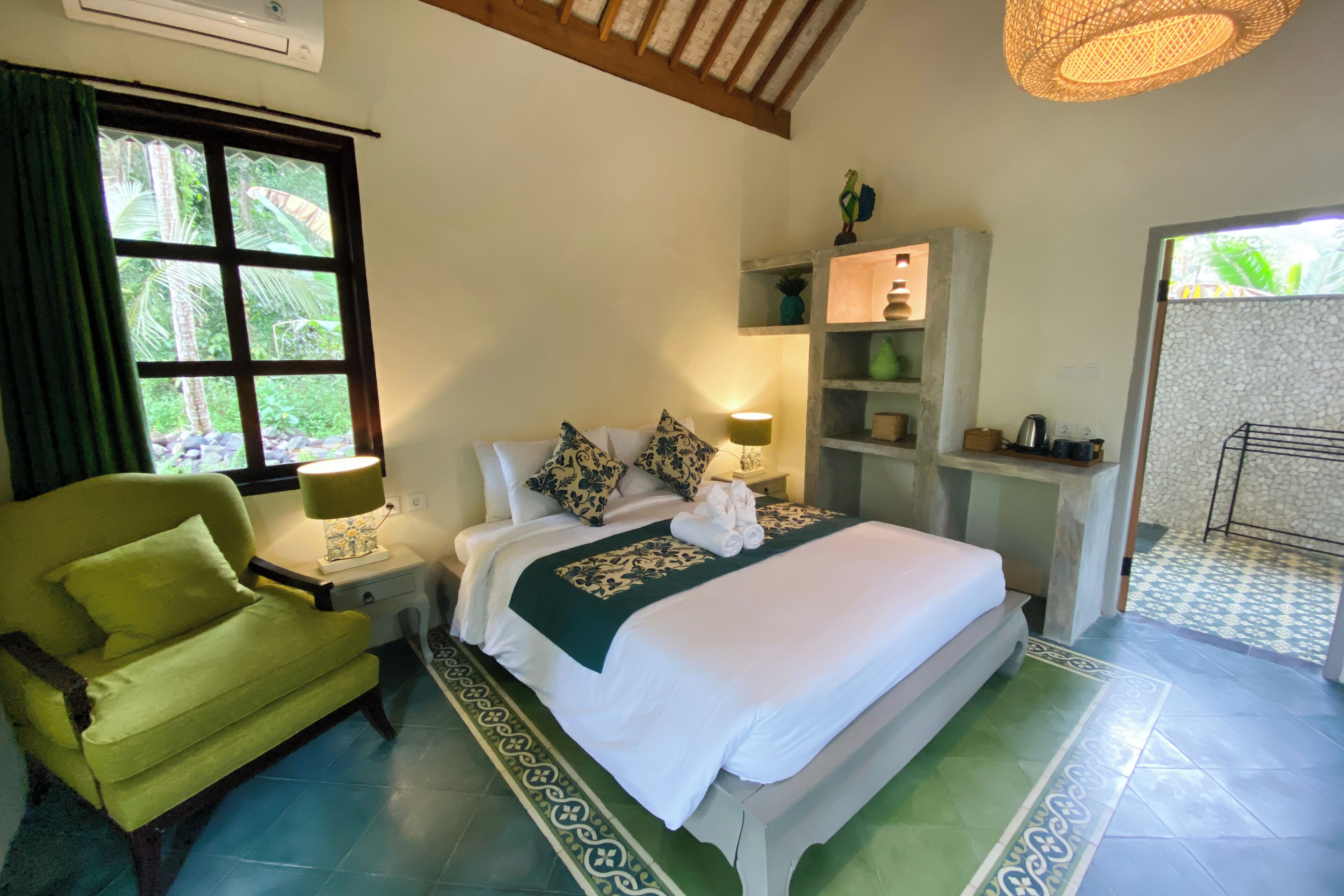 Yoga Bungalow | Free WiFi, bed sheets