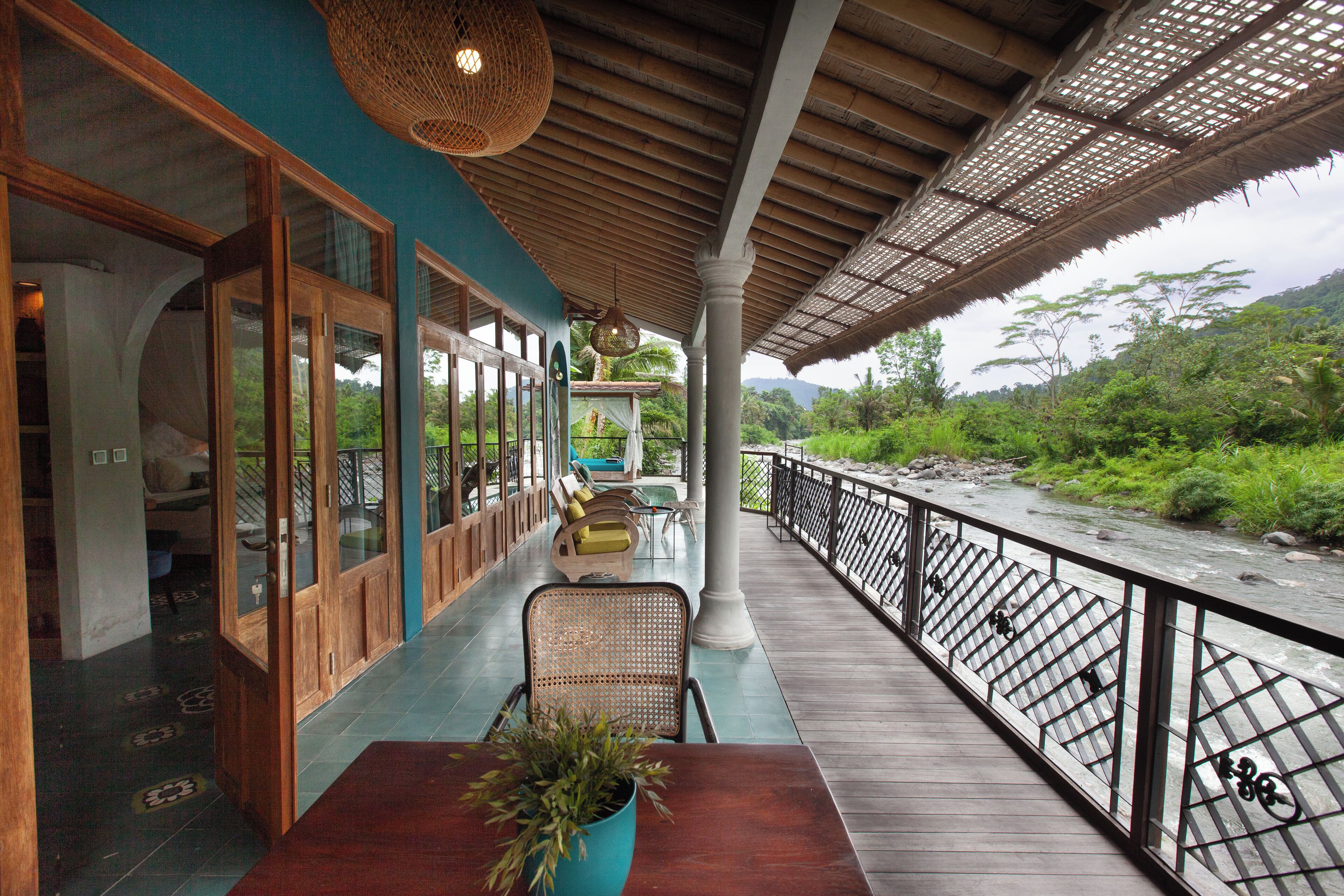 Villa panorámica, vistas al río | Terraza o patio