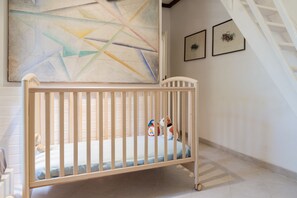 Free daily full breakfast