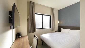 Double Room, Non Smoking | Desk, free WiFi, bed sheets