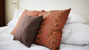 Double Room, Terrace | In-room safe, desk, blackout drapes, free WiFi