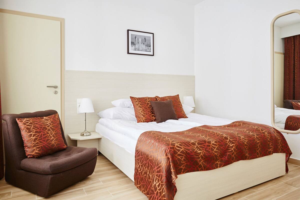 Double Room, Terrace | In-room safe, desk, blackout curtains, free WiFi