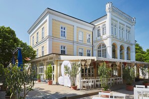 Exterior - Astoria Hotel (Balatonfured)