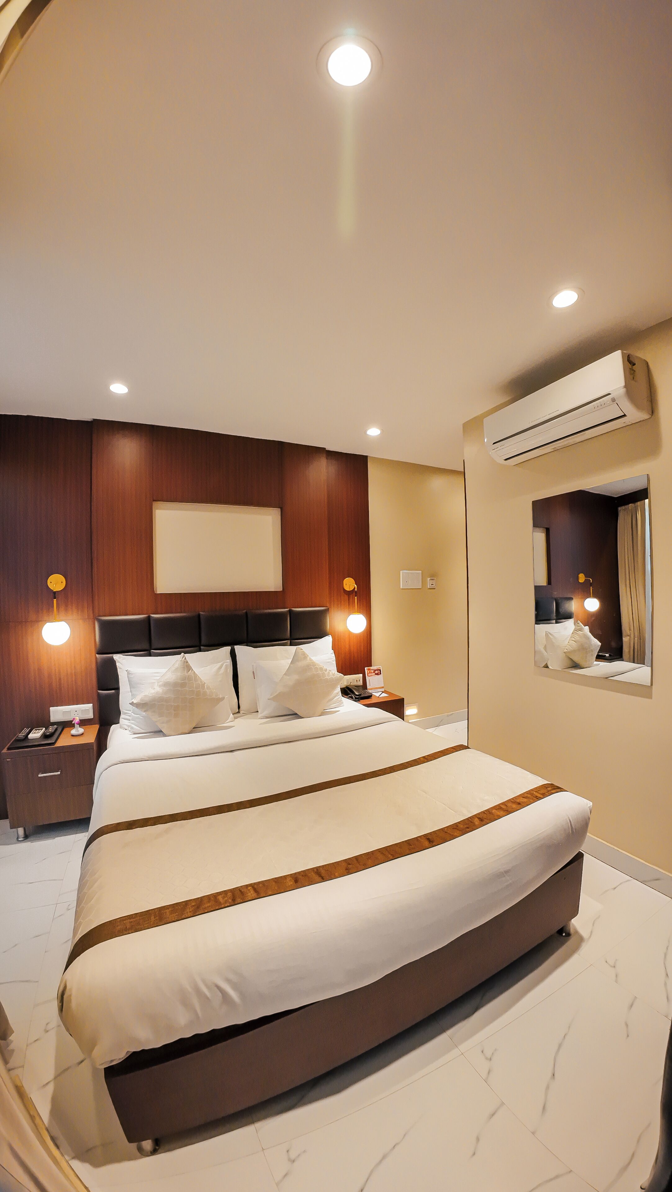 Standard Double Room, 1 Bedroom, Smoking, Refrigerator | Soundproofing, rollaway beds, free WiFi