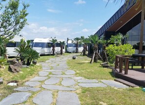 Exterior - Jeju Platinum Caravan (Jeju City)
