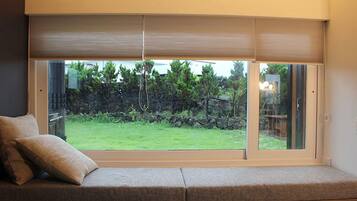 Huis, 2 slaapkamers | Uitzicht vanuit de kamer