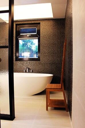 Bathroom - Void (Jeju City)