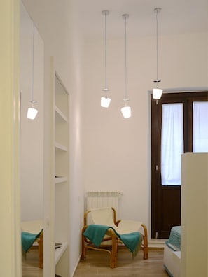 Habitación doble, balcón | Servicio de la habitación