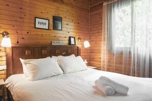 Chalet rustique familial | Salle de séjour | Téléviseur à écran plat