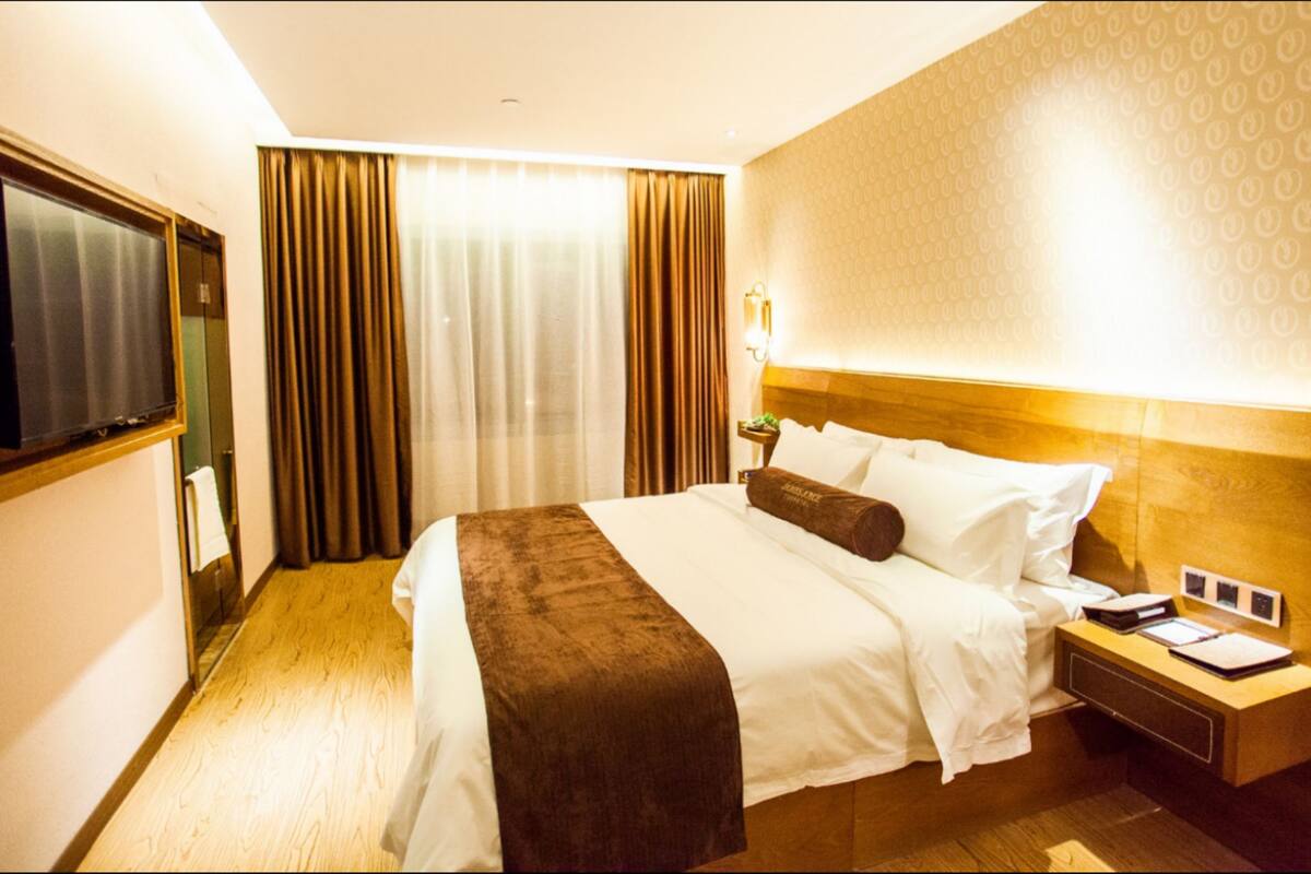 Standard Double Room ( No Window) | Desk, blackout curtains, free WiFi