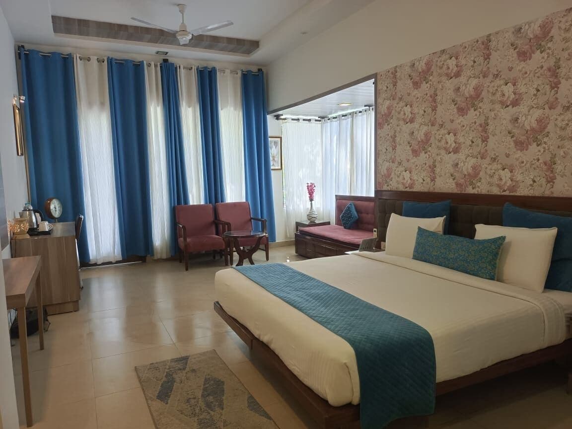 Premium Room | In-room safe, soundproofing, free WiFi