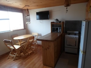 Appartement, 2 chambres, réfrigérateur et four à micro-ondes | Cuisine privée