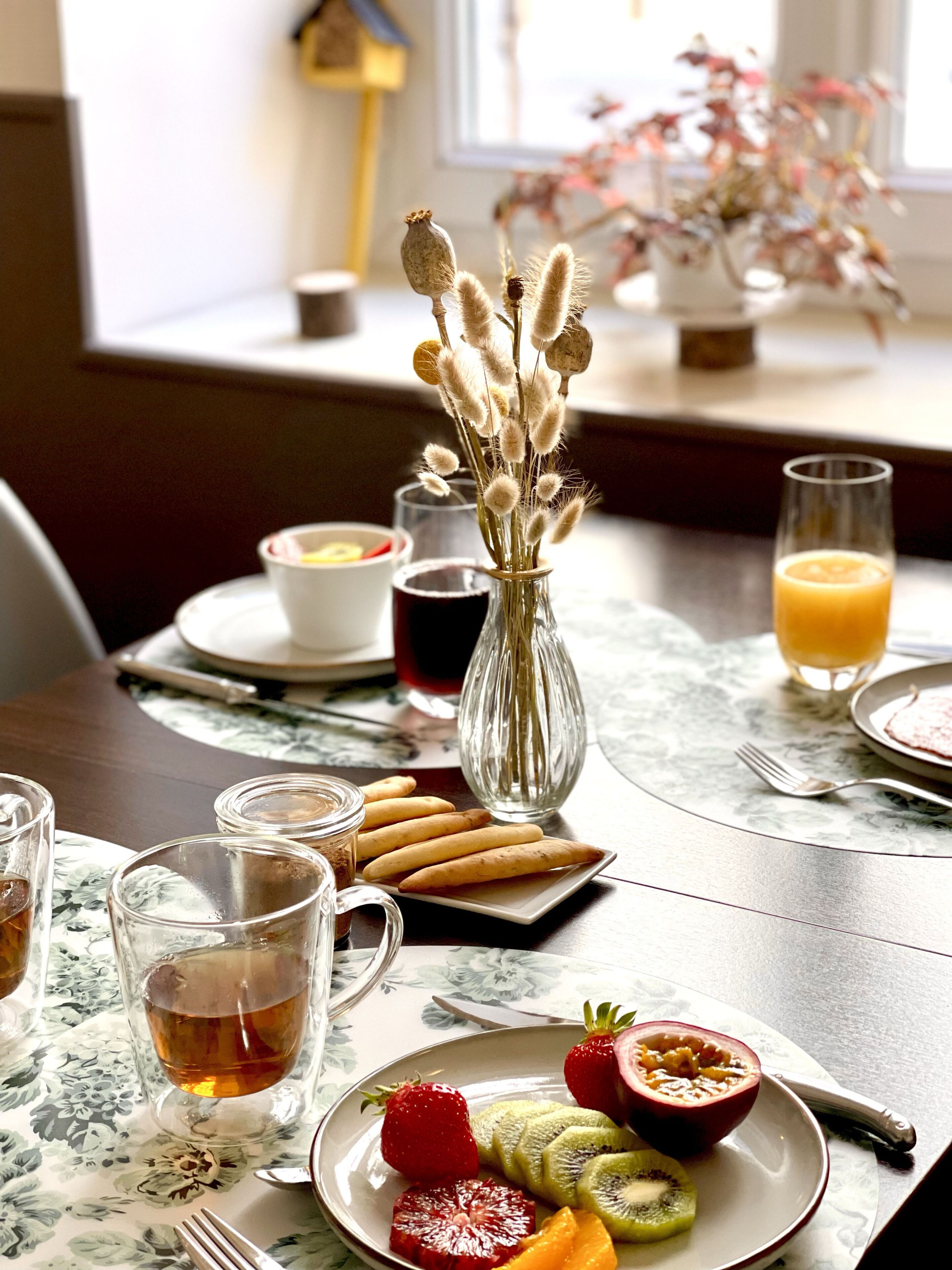 daily buffet breakfast (eur 11 per person)