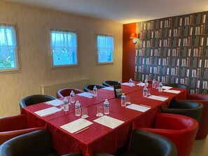 Business centre - Contact Hôtel - Hôtel les Bleuets & SPA (La Riviere-Saint-Sauveur)