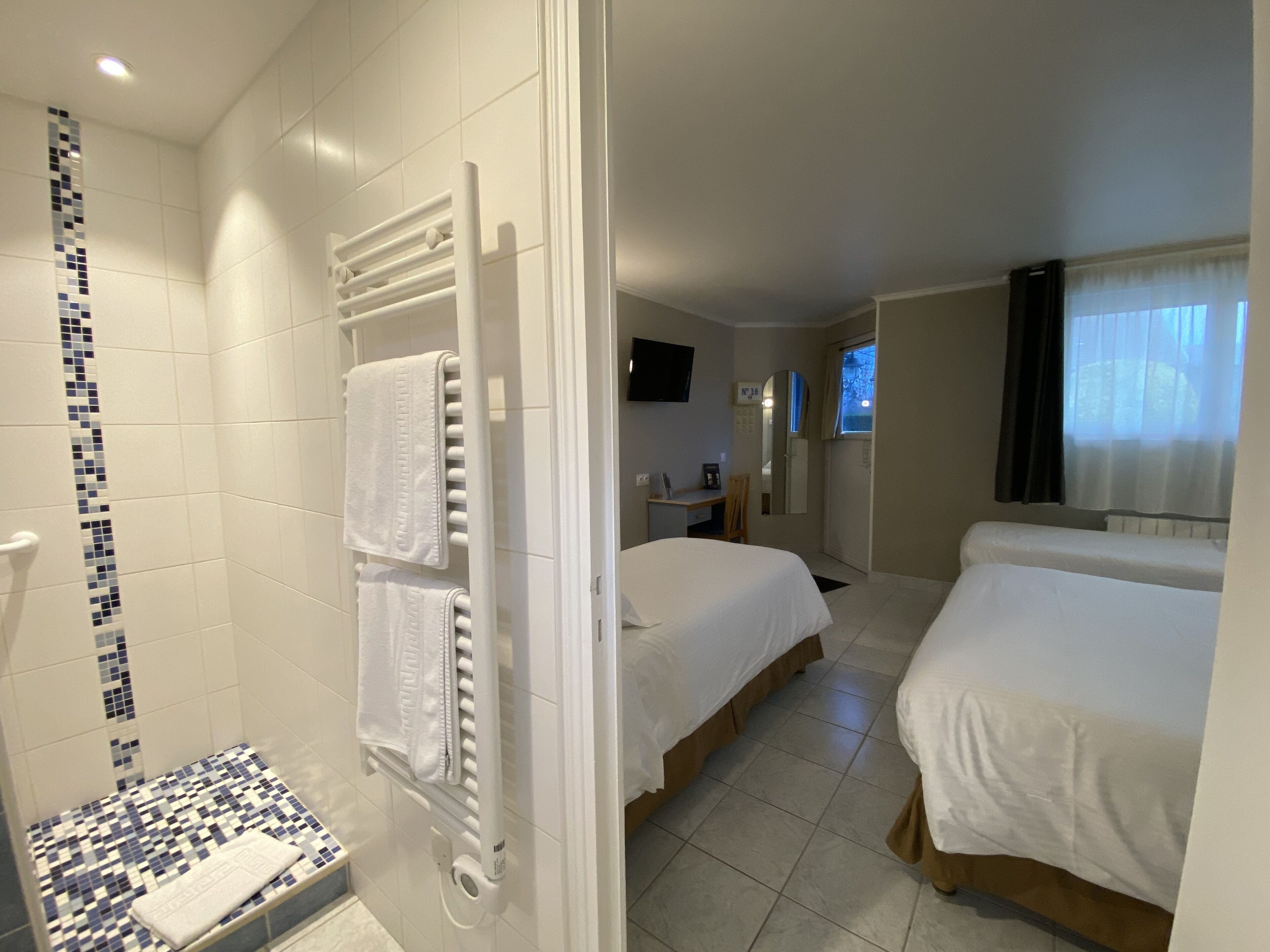 quadruple room | 1 bedroom, premium bedding, in-room safe, desk
