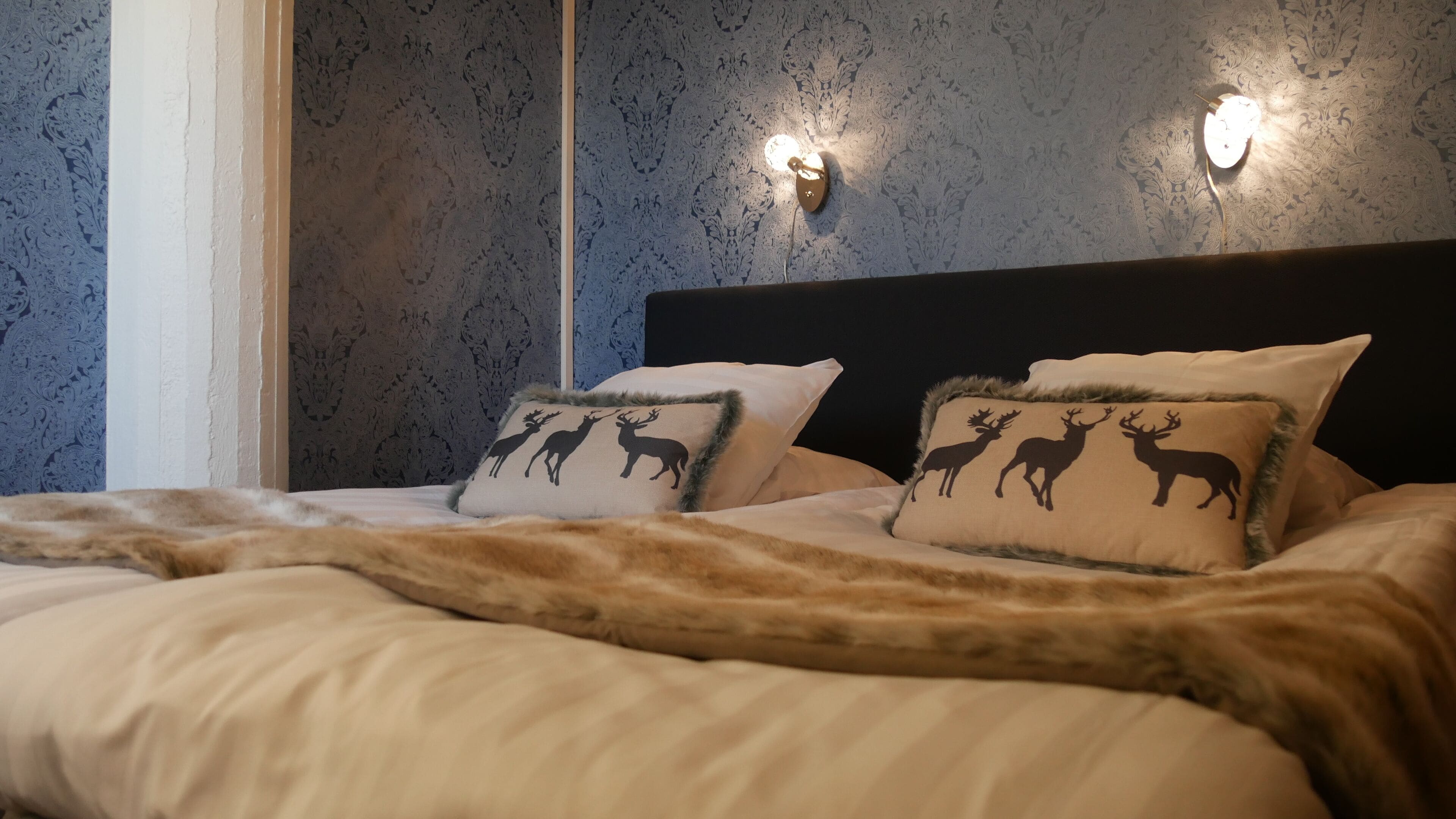 Photo - Hotel Golden Circle Suites