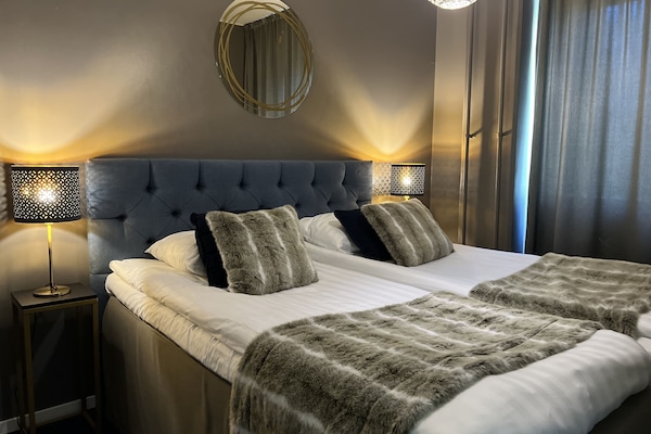 Bügeleisen/Bügelbrett, kostenloses WLAN, Bettwäsche