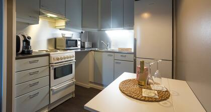 Golden Circle Suites