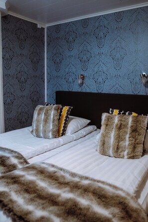 Golden Circle Suite with Kitchen & Sauna | 1 多间卧室、熨斗/熨衣板、免费 WiFi、床单