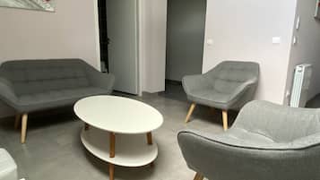 Superior Suite, Private Bathroom (Suite Eglantine) | Lounge