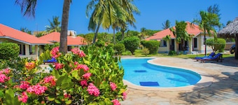 Doric Cottages Diani