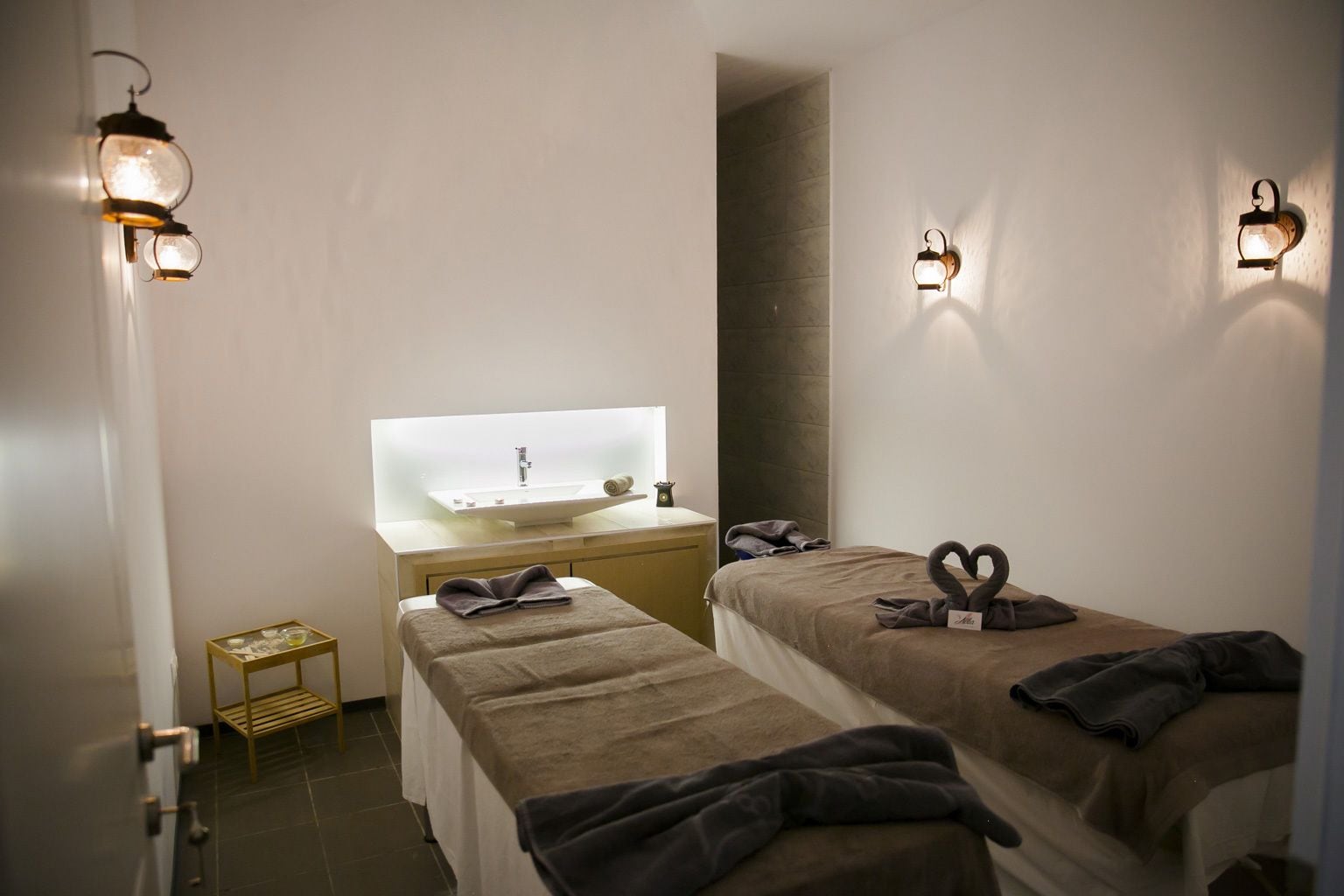 Hot stone massages, deep-tissue massages, Swedish massages