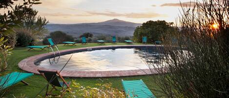 Außenpool (je nach Saison geöffnet)