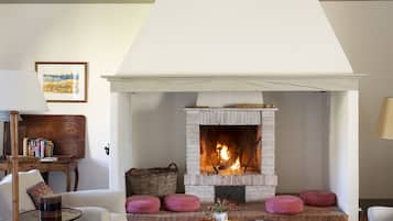 Apartment, 3 Bedrooms | Living area | Flat-screen TV