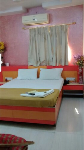 Hostel New Bilal Residency