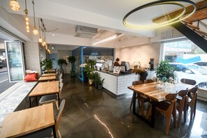 Dining - BLUEHUM Guesthouse - Hostel (Incheon)