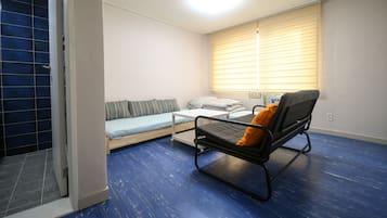 Camera con 2 letti singoli | Biancheria da letto di alta qualità, copriletto in piuma
