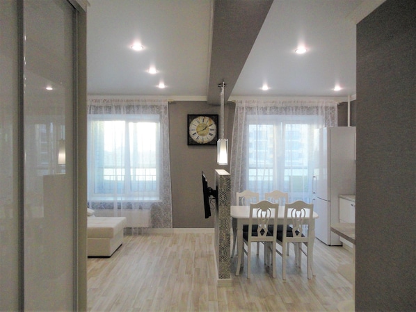 ซูพีเรียสตูิดิโอ | ห้องนั่งเล่น | ทีวีจอแบน