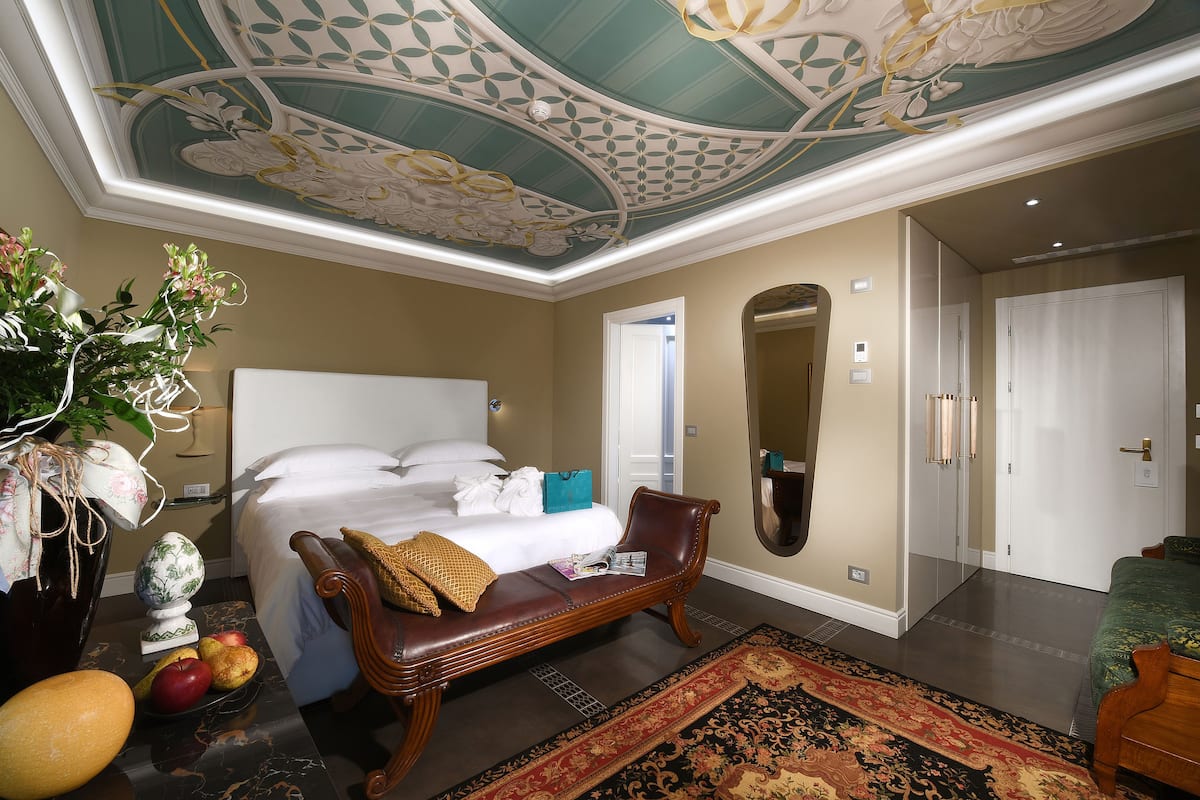Comfort Room | 1 bedroom, minibar, in-room safe, soundproofing