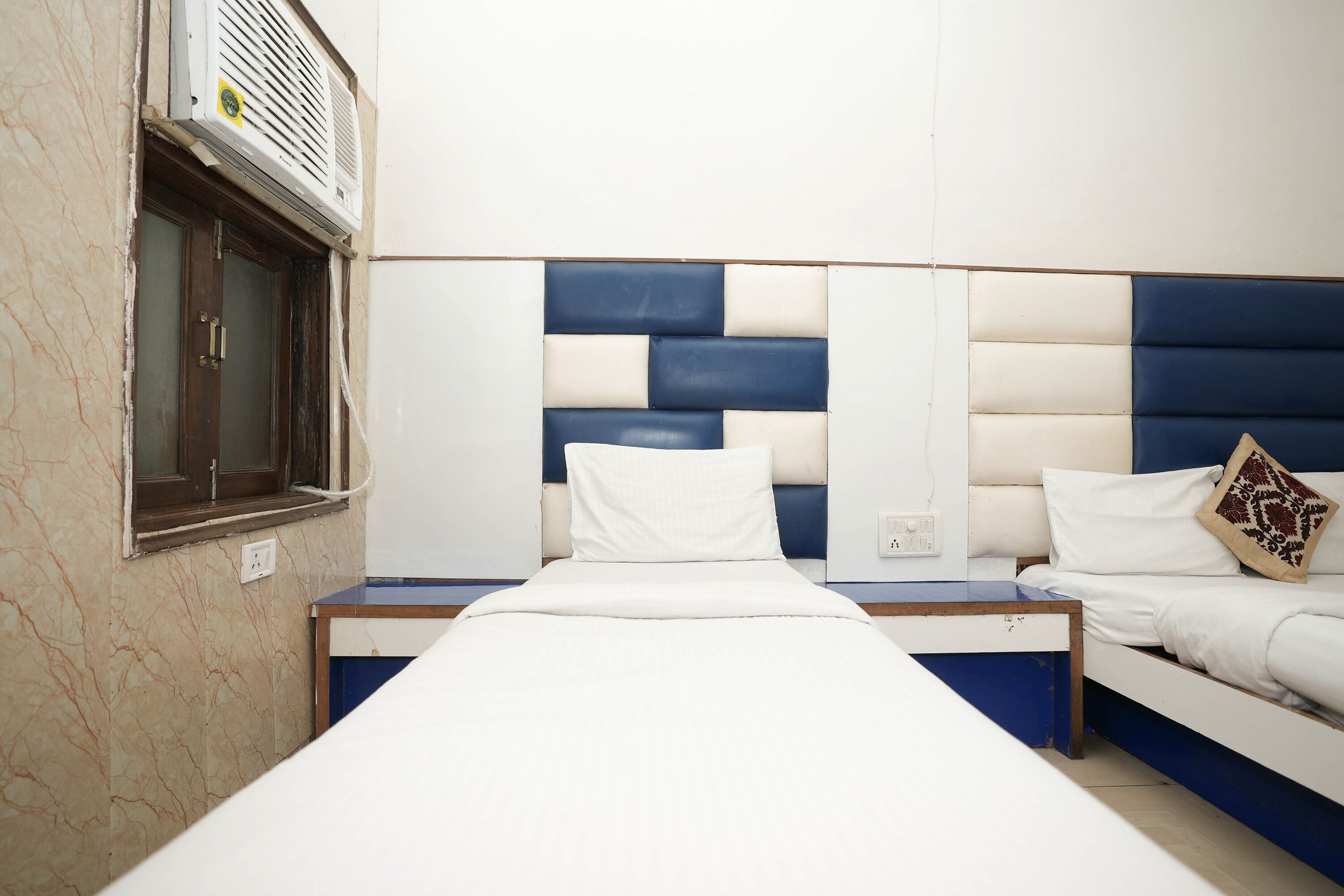 Foto - Hotel Sai International - 5 Mints Walk From New Delhi Railway Station And Connaught Place