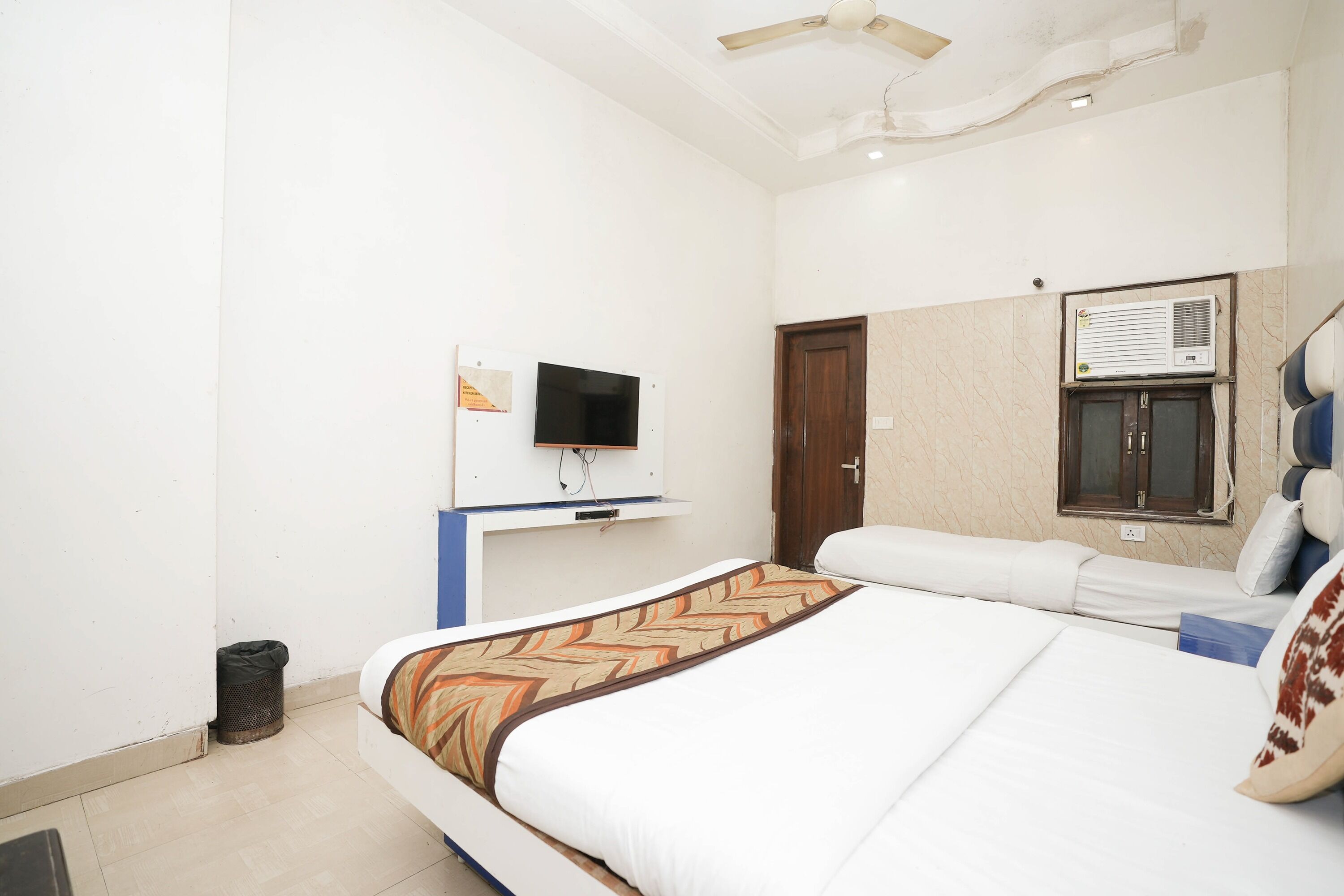 Foto - Hotel Sai International - 5 Mints Walk From New Delhi Railway Station And Connaught Place